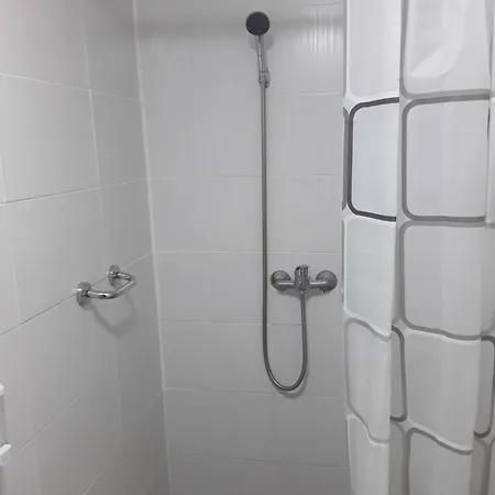 아파트 West Queen Private Parking 부쿠레슈티