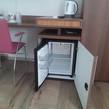 Apartament West Queen Private Parking