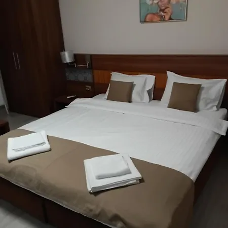 Apartment West Queen Private Parking *