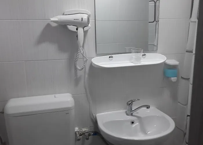 West Queen Private Parking Appartement